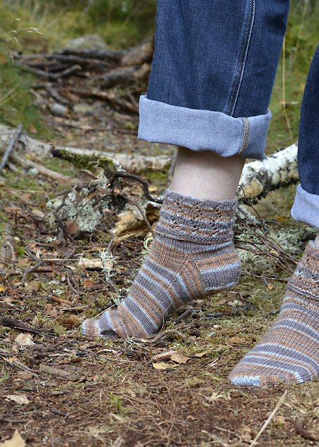 Lucy Anklet Socks — Knitting Squirrel
